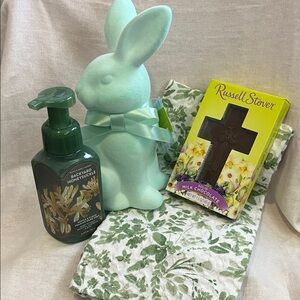 Bath& Body Works and Russell Stover Milk Chocolate Cross Gift Bundle